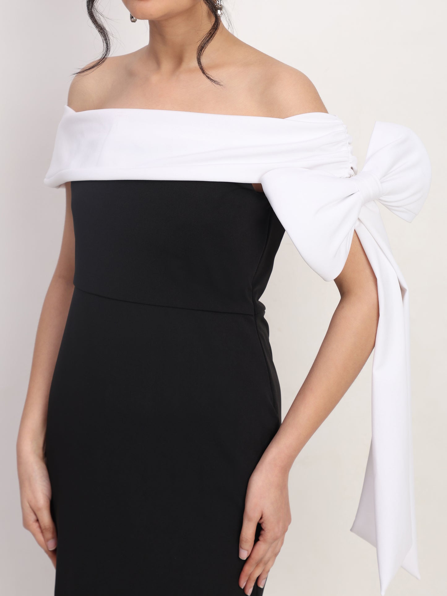 Victory Black Midi Dress