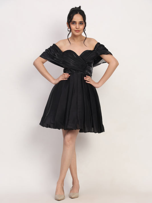 Larvik Black Dress